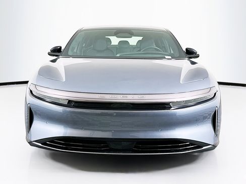 Used 2024 Lucid Air Pure RWD image 2