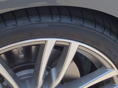 Used 2016 BMW 340i Sedan image 12