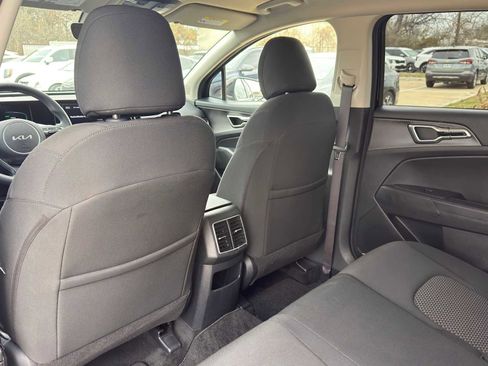 Certified 2023 Kia Sportage LX image 28