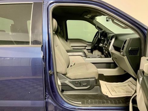 Used 2019 Ford F150 XLT w/ Equipment Group 302A Luxury AWD/4WD image 26