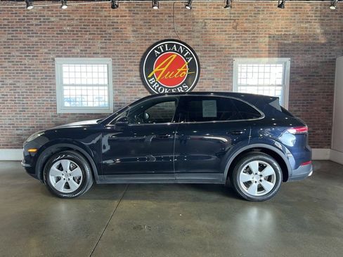 Used 2020 Porsche Cayenne image 15
