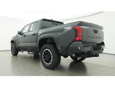 New 2026 Toyota Tacoma TRD Off-Road AWD/4WD image 21