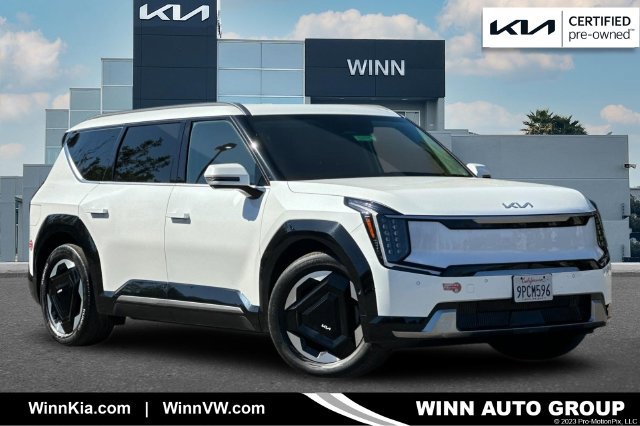 Certified 2024 Kia EV9 Land w/ Towing Package AWD/4WD image 1