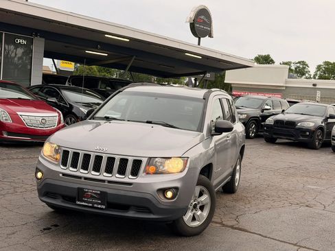 Used 2016 Jeep Compass Sport w/ Power Value Group FWD image 1