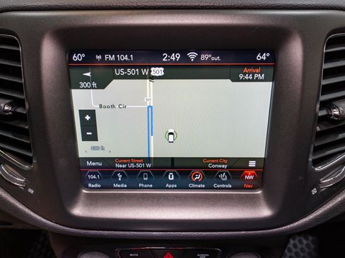 Used 2019 Jeep Compass Trailhawk w/ Cold Weather Group image 15