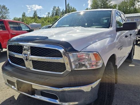 Used 2017 RAM 1500 ST w/ SXT Appearance Group AWD/4WD image 2