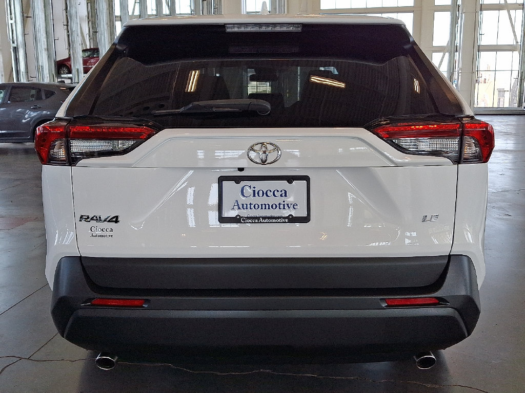 Used 2023 Toyota RAV4 LE FWD image 8