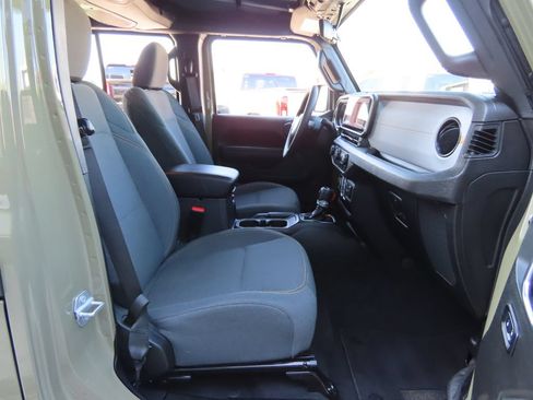 Used 2026 Jeep Wrangler Unlimited Sport AWD/4WD image 29