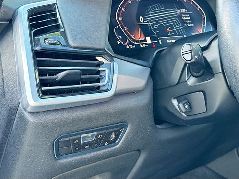 Certified 2022 BMW X6 xDrive40i w/ Premium Package image 10