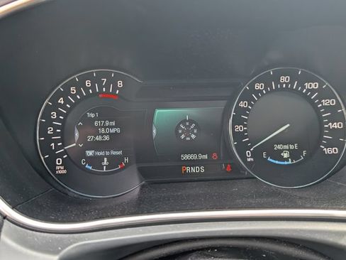 Used 2016 Lincoln MKX Reserve FWD image 9