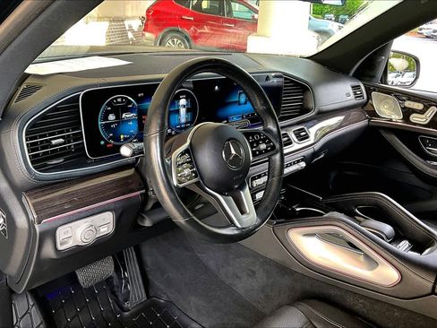Used 2022 Mercedes-Benz GLS 450 4MATIC image 18