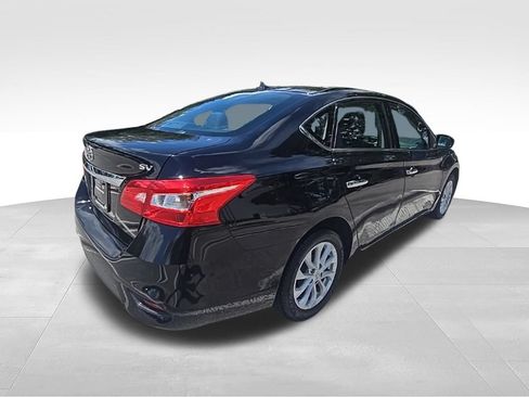 Used 2018 Nissan Sentra SV FWD image 5