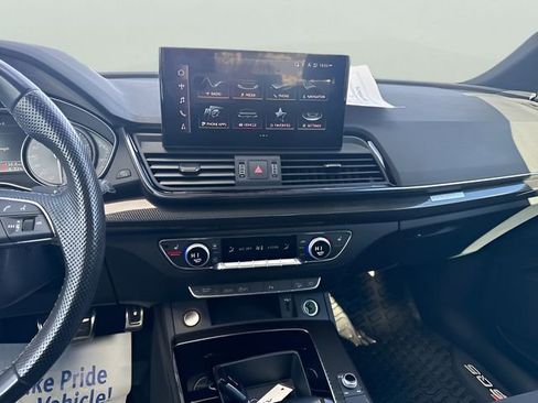 Used 2022 Audi SQ5 Premium w/ Convenience Package image 17