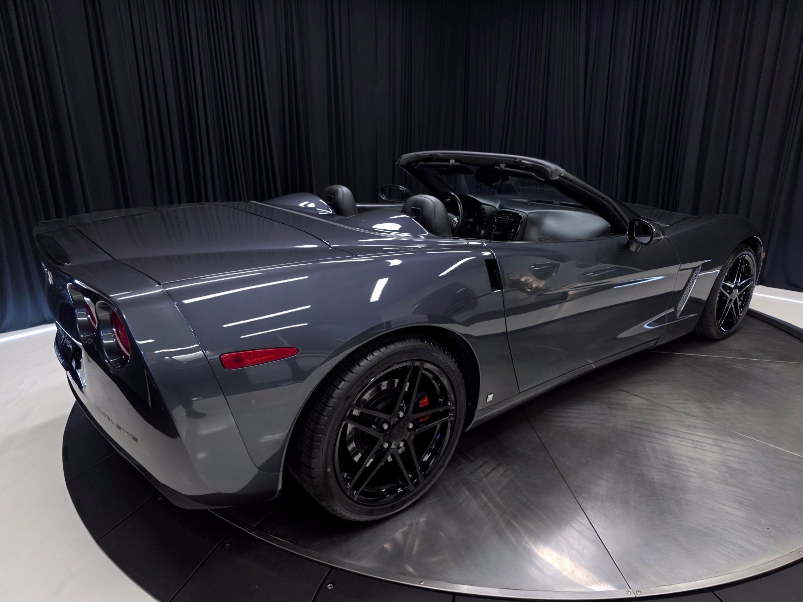 Used 2009 Chevrolet Corvette Convertible w/ Preferred Equipment Group RWD image 44