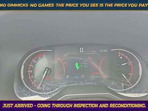 Used 2025 Toyota RAV4 XLE FWD image 18