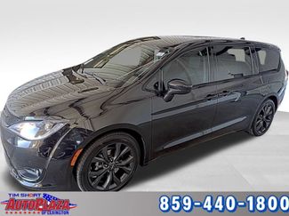 Used 2020 Chrysler Pacifica Touring w/ S Appearance Package video 1