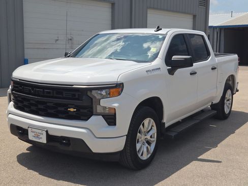 Used 2023 Chevrolet Silverado 1500 Custom RWD image 7