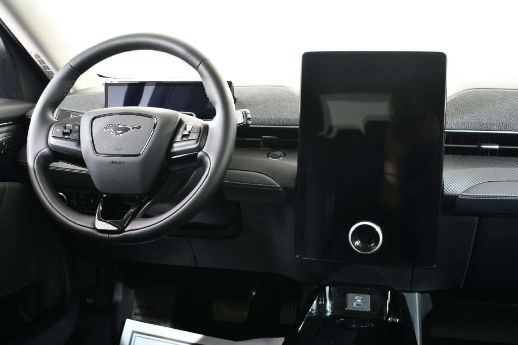 Used 2024 Ford Mustang Mach-E Premium AWD/4WD image 8