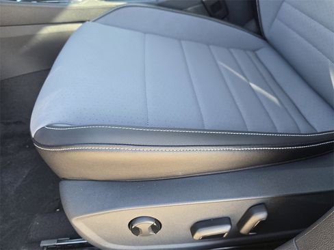 New 2026 Volkswagen Jetta SE image 17