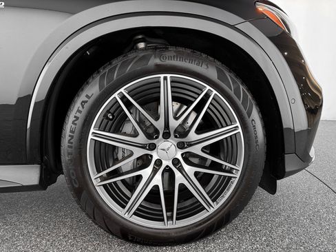 Used 2024 Mercedes-Benz GLC 43 AMG 4MATIC image 35