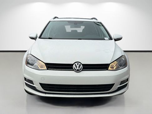 Used 2017 Volkswagen Golf S FWD image 8