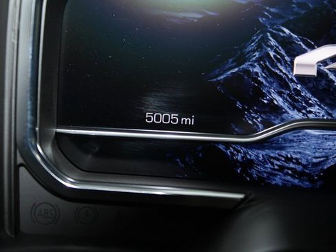 Used 2025 GMC Sierra 1500 AT4 w/ AT4 Premium Package image 8