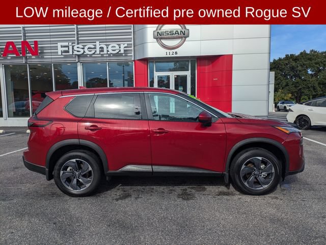 Certified 2026 Nissan Rogue SV FWD image 3