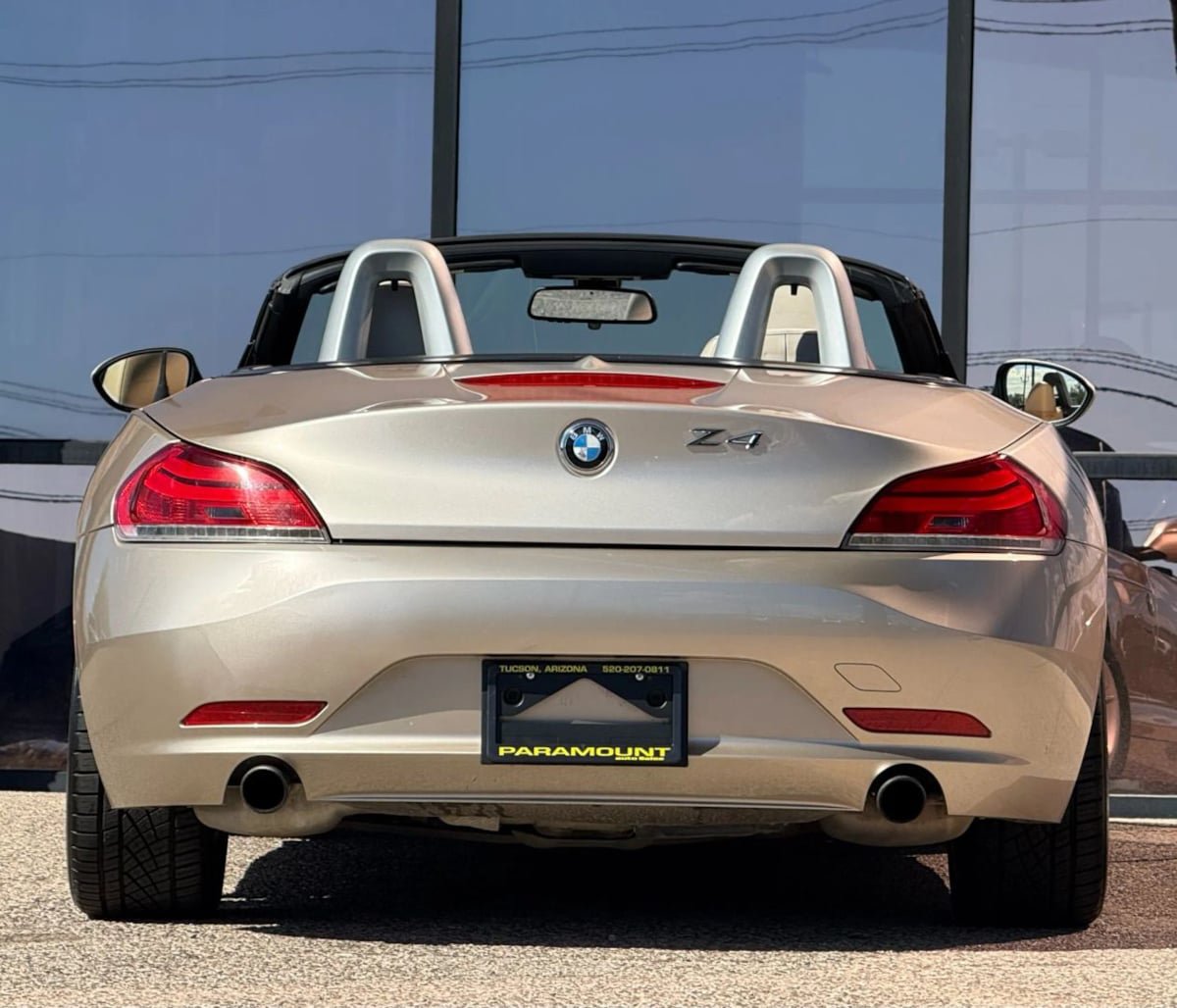 Used 2011 BMW Z4 sDrive35i RWD image 18