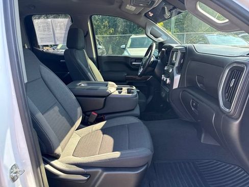 Used 2022 GMC Sierra 1500 SLE AWD/4WD image 9