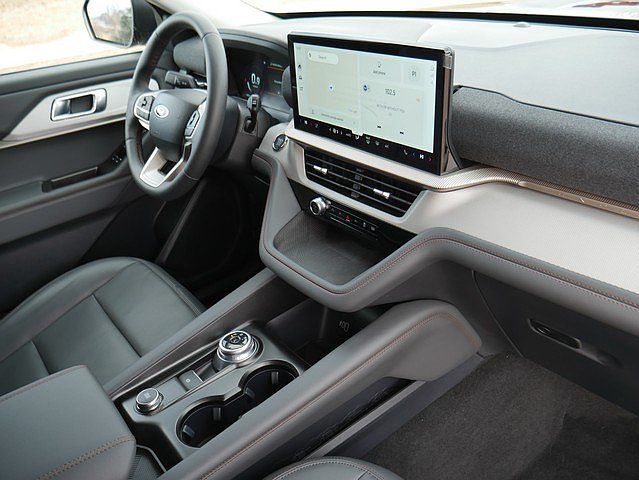 New 2026 Ford Explorer Active w/ Active Comfort Package AWD/4WD image 35