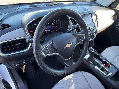 Used 2020 Chevrolet Equinox LT image 10