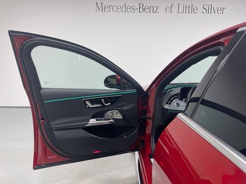 Certified 2025 Mercedes-Benz E 53 AMG e 4MATIC Sedan w/ Driver Assistance Package image 17