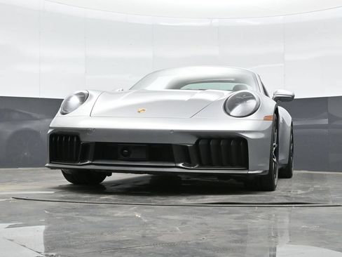 Used 2026 Porsche 911 Targa 4 GTS AWD/4WD image 41