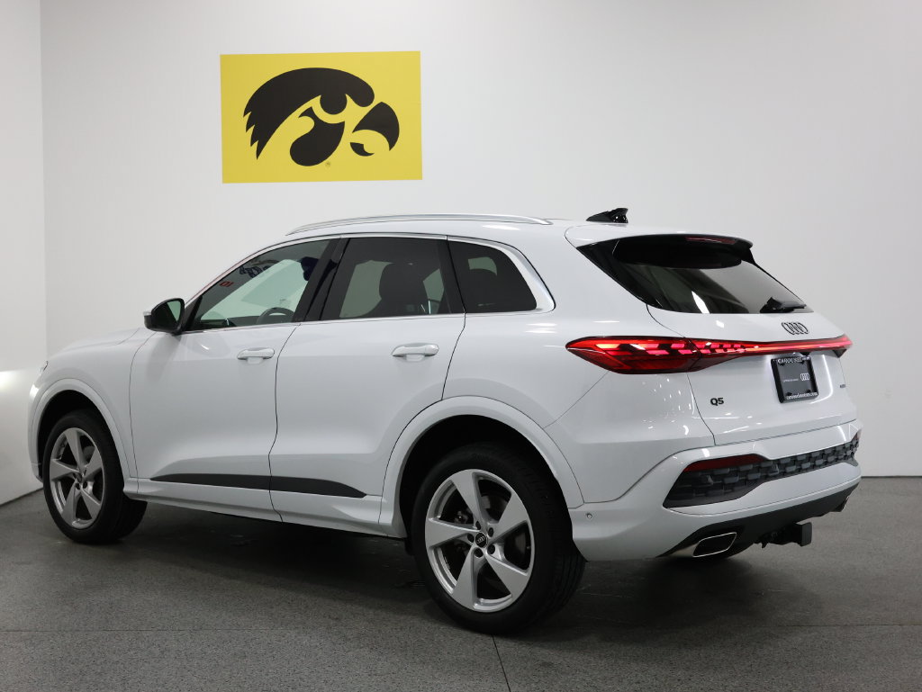 Certified 2025 Audi Q5 Premium w/ Premium Plus AWD/4WD image 9