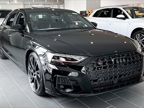 New 2025 Audi S8 image 2