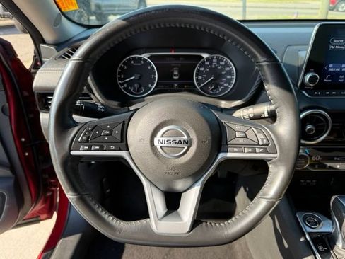 Used 2021 Nissan Sentra SV FWD image 17