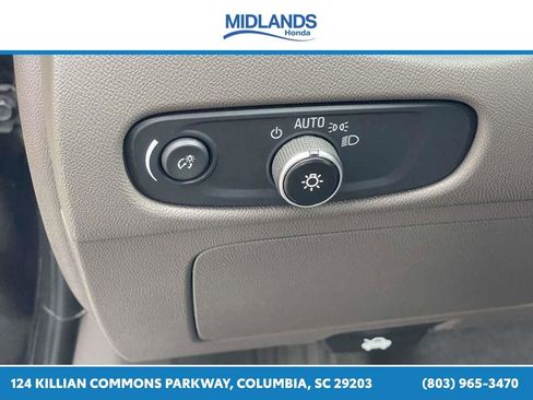Used 2025 Chevrolet Malibu LT FWD image 18