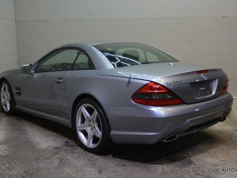Used 2009 Mercedes-Benz SL 550 image 3