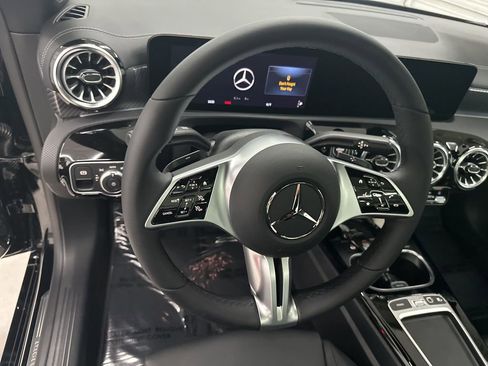 Used 2026 Mercedes-Benz CLA 250 image 10