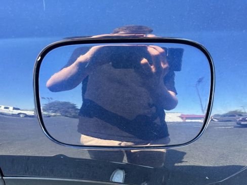 Used 2018 Honda CR-V LX image 18