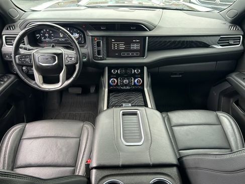 Used 2024 GMC Yukon Denali w/ Denali Reserve Package AWD/4WD image 30