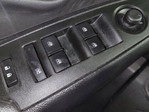 Used 2019 Chevrolet Trax LS w/ Tint and Cruise Package image 27