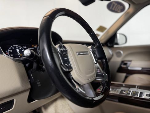 Used 2017 Land Rover Range Rover Supercharged image 12