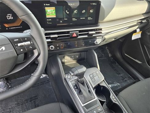 New 2026 Kia Sportage LX image 19