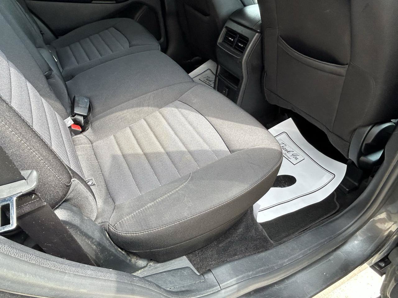 Used 2016 Ford Edge SE FWD image 11