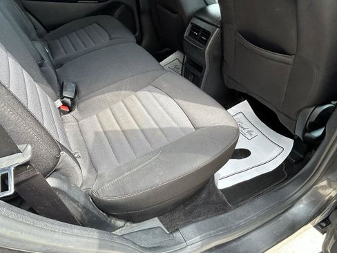 Used 2016 Ford Edge SE FWD image 11