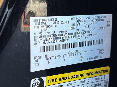 Used 2024 Ford Expedition Limited image 44