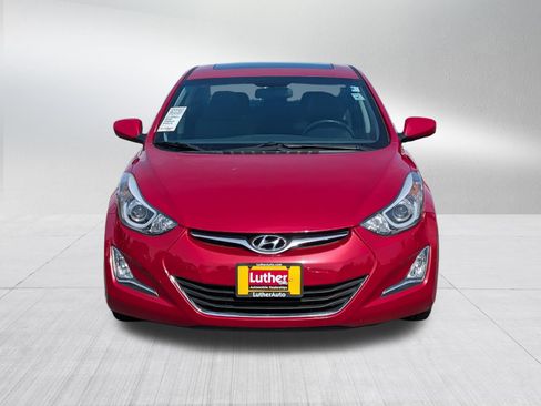 Used 2015 Hyundai Elantra SE w/ Option Group 03 FWD image 2
