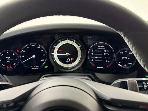Certified 2024 Porsche 911 Carrera 4S AWD/4WD image 24