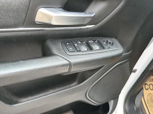 Used 2019 RAM 1500 Big Horn AWD/4WD image 20